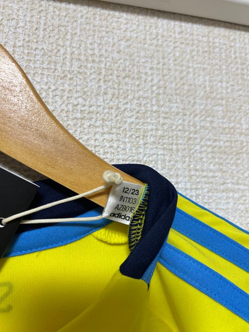 《正規品》イサク スウェーデン代表ホームユニフォームＬサイズ新品未使用