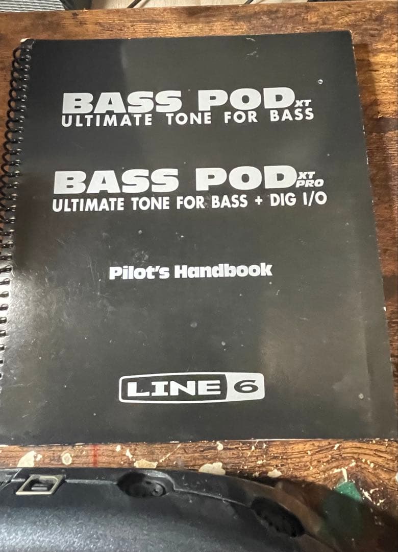 ベース LINE 6 BASS POD