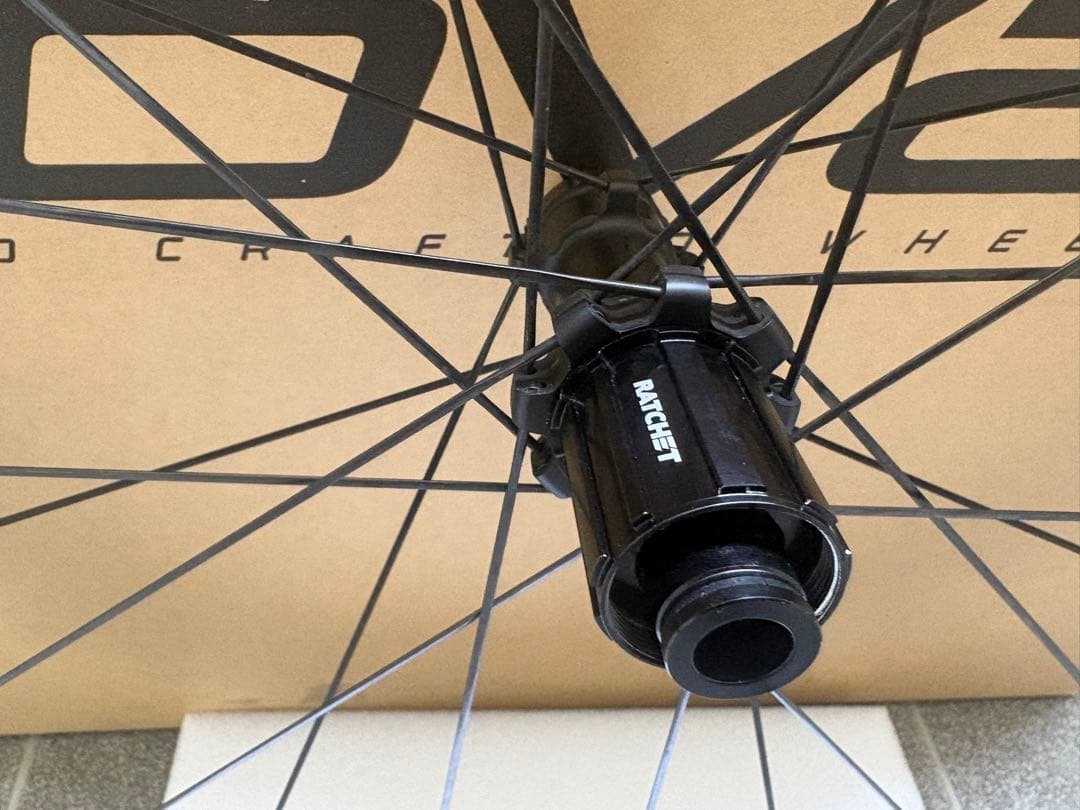 roval ALPINIST CLX II 軽量カーボンホイール 白ロゴ