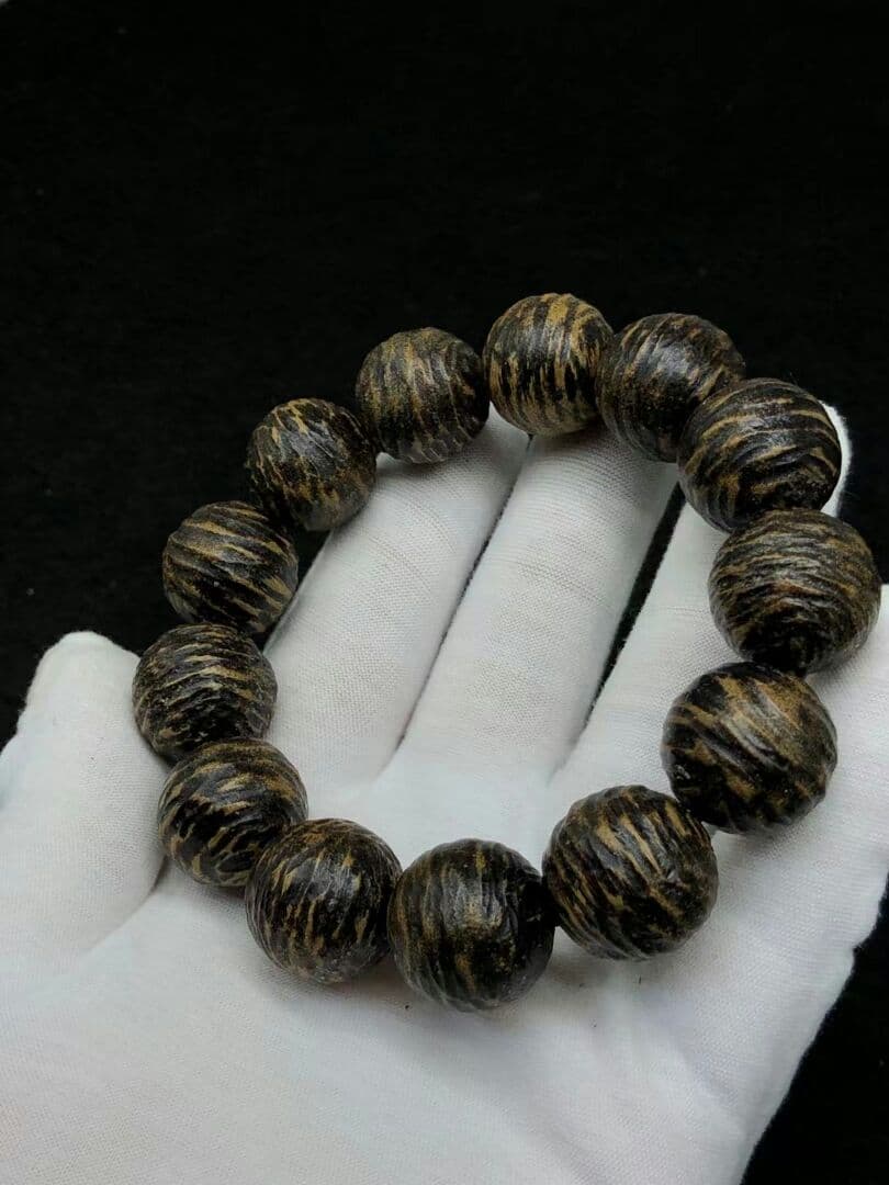 本物保证天然ベトナムじんー沈香ネックレス 芽荘 て手をくし串 野生の老\r\r 材料