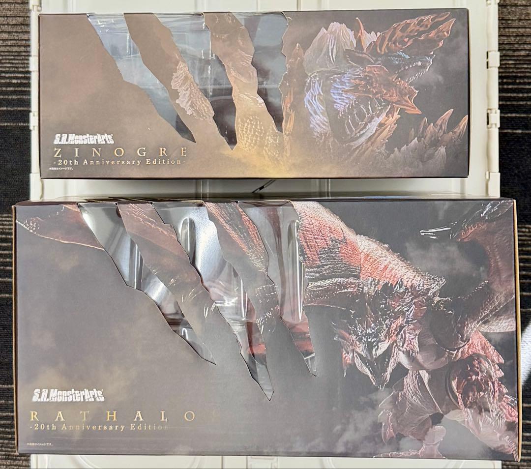 新品 S.H.モンスターアーツ ジンオウガ・リオレウス 20thアニバーサリー