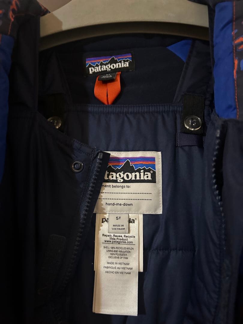 Patagonia 子ども用スノーボードウエア　ネイビー/オレンジ