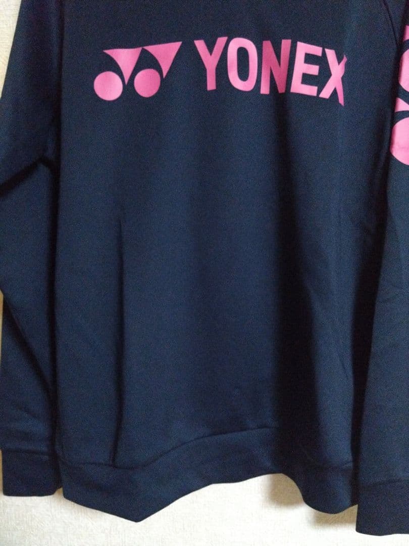 YONEXヨネックス 新品未使用 ピンクロゴ入りトレーナーL