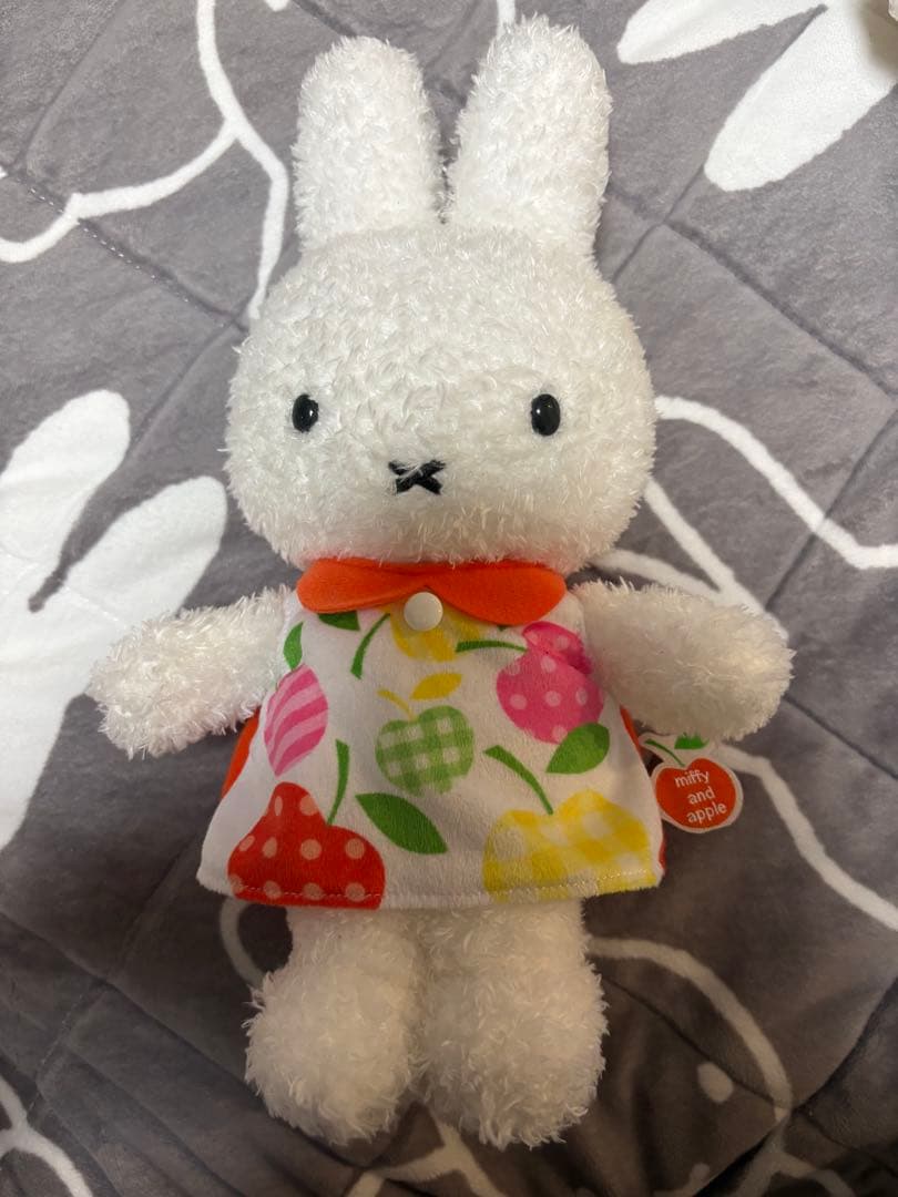 miffy and apple ミッフィー ふわふわ ぬいぐるみ