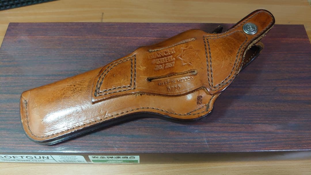 PYTHON 6inch スチールフィニッシュ ビアンキ 5BHL38/357