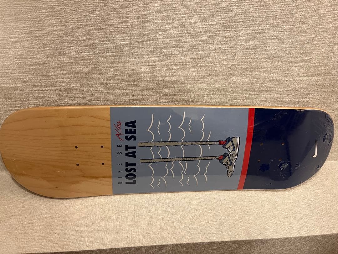 NIKE SB × Atlas Lost at Sea コラボデッキ