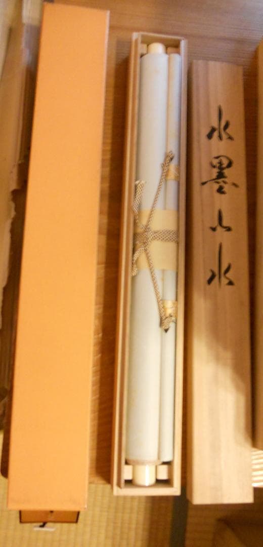 掛け軸 小池玉泉 水墨山水 絹本 希少 軸装 茶道具 掛軸 美品 です。