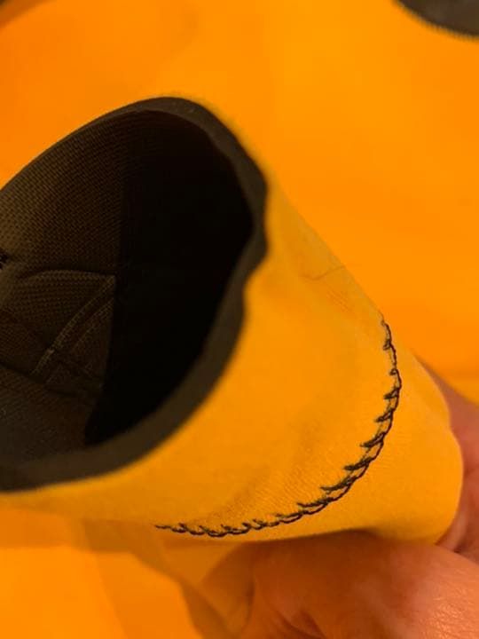 セミドライスーツ　メンズＳサイズ