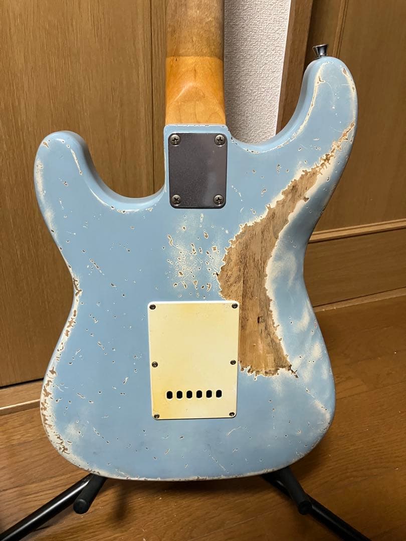ノーブランド エイジド ストラトキャスター 音出し確認済み