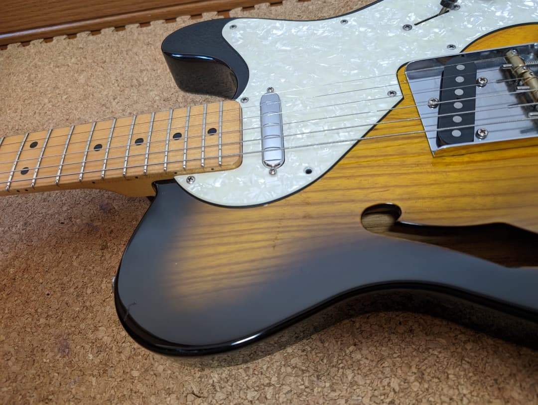 レア Laid Back Telecaster Thinline シンライン