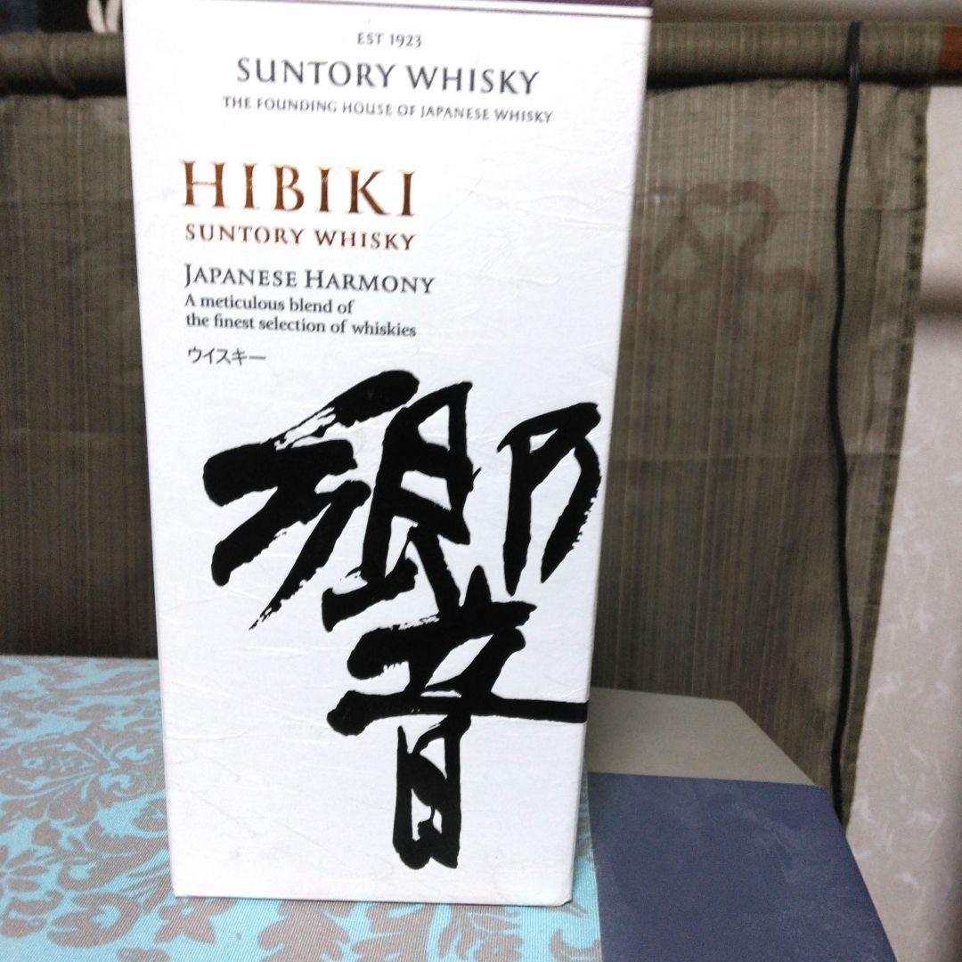 値下げ⤵️突然の価格戻し有り❗サントリー 響 700ml 1本　箱有り
