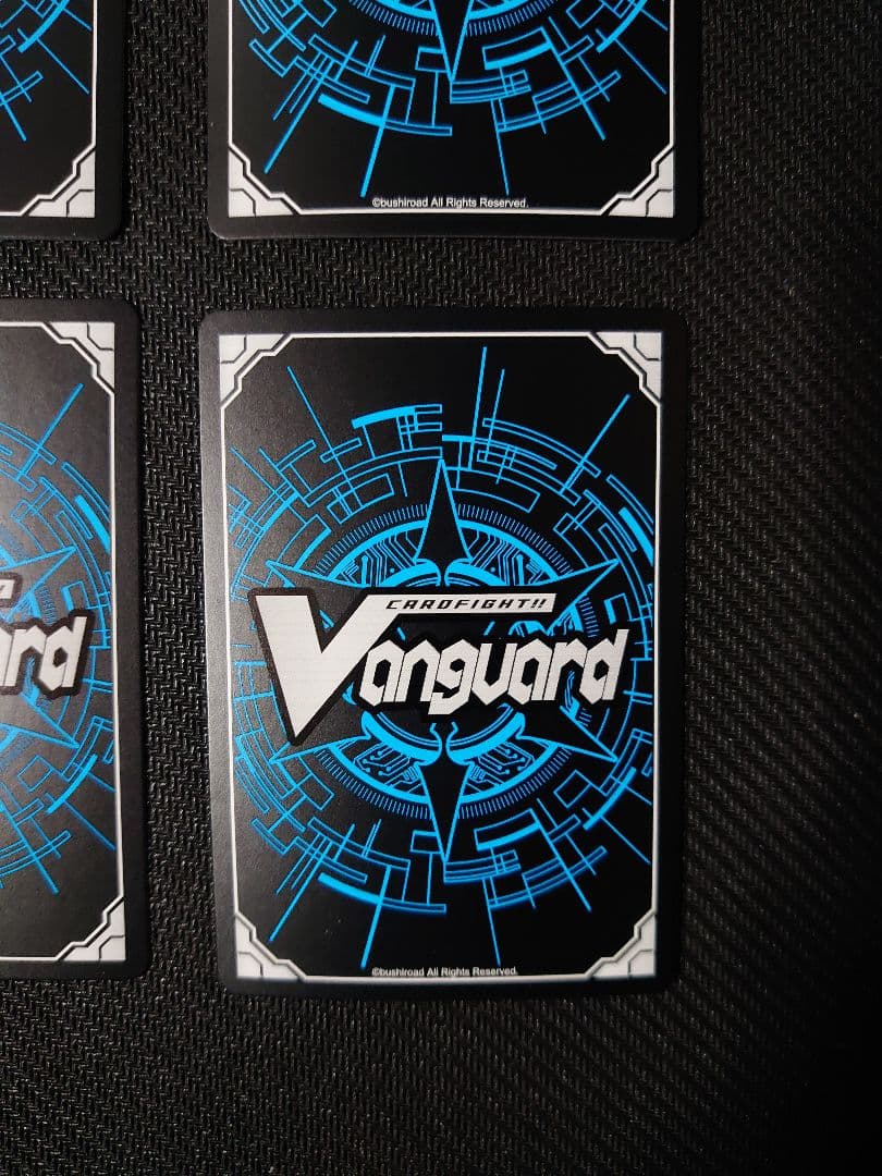 ヴァンガード 髑髏の魔女　ネヴァン　SP Vスタン　4枚