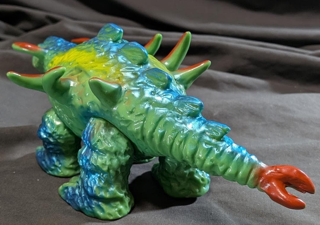 マグネドン「帰ってきたウルトラマン」登場怪獣（ブルマァク復刻）ソフビフィギュア