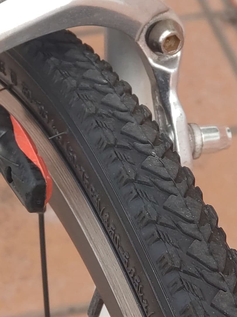 21テクノロジーのクロスバイク 700c