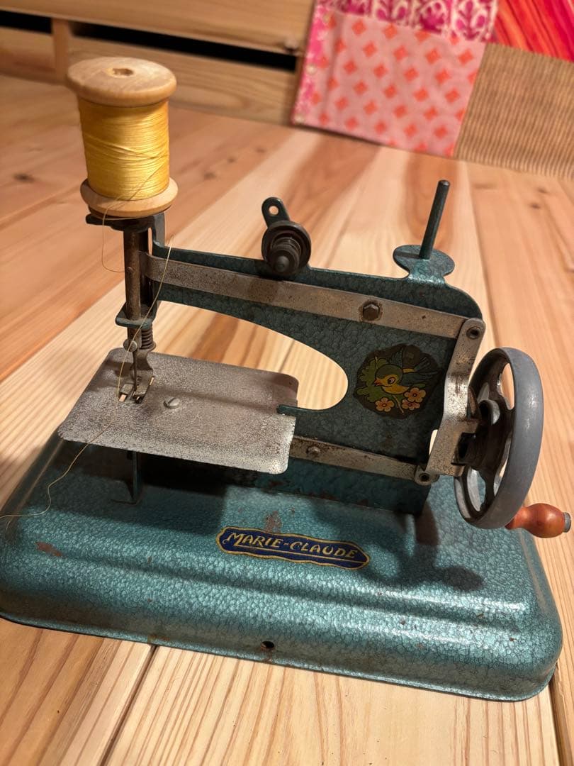 フランスアンティーク　トイミシン「Marie-Claude（マリー・クロード）」