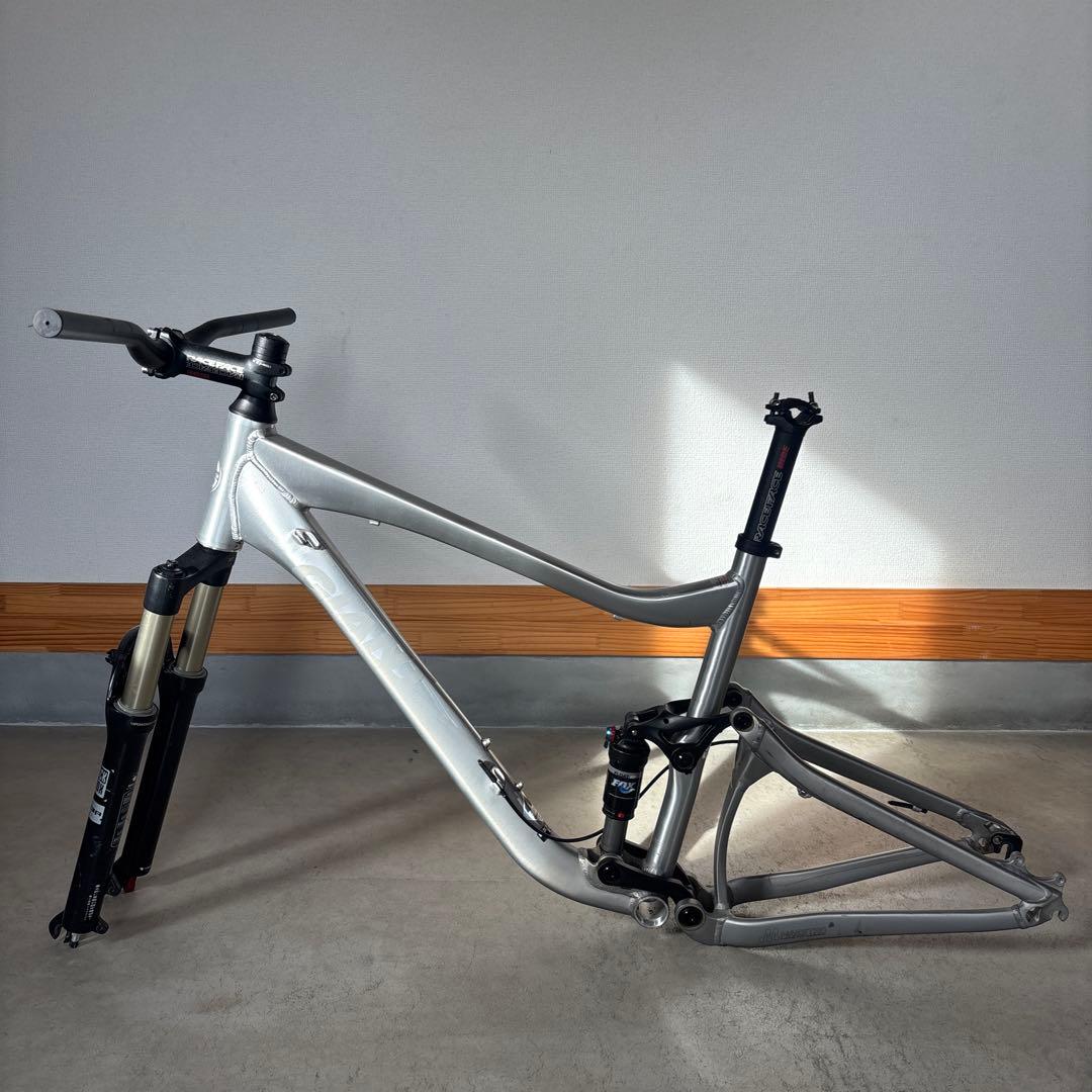 のびぃGIANT Trance 2 マウンテンバイクフレーム　26インチ用