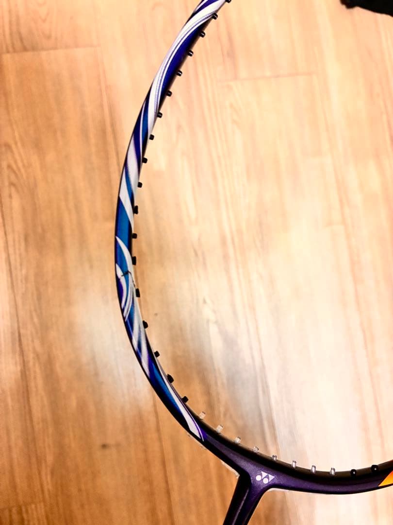 ヨネックス　アストロクス100zz