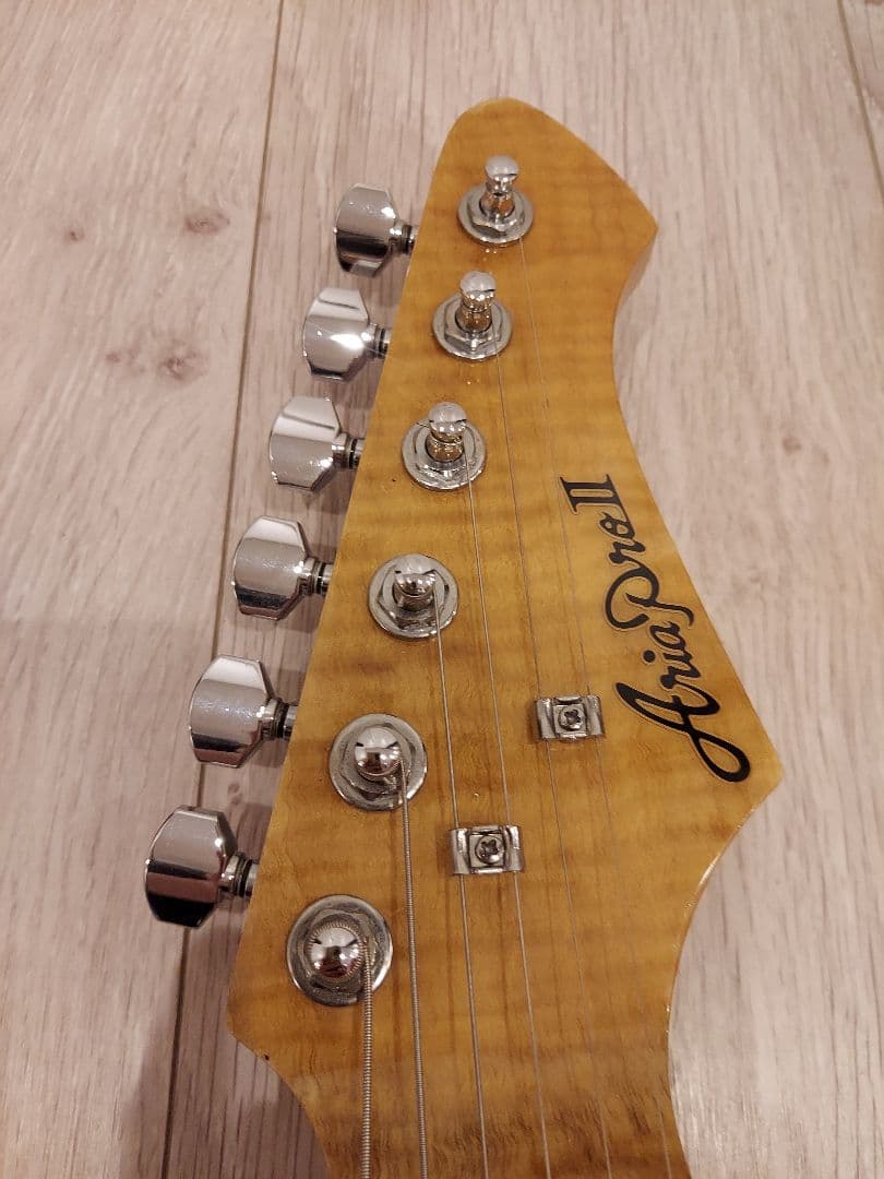 Aria Pro II 714-AE200 　エレキギター