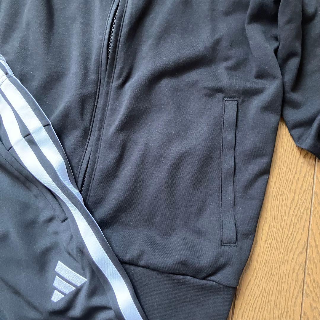 最終価格☪️新品タグ付き　アディダス　黒　ジャージ　セットアップ　上下