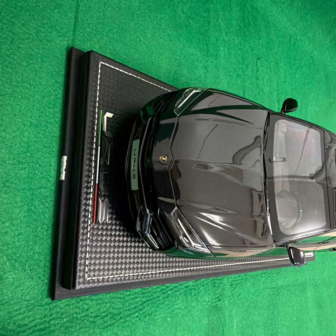 ランボルギーニ　ウルス　MRコレクション　1/18