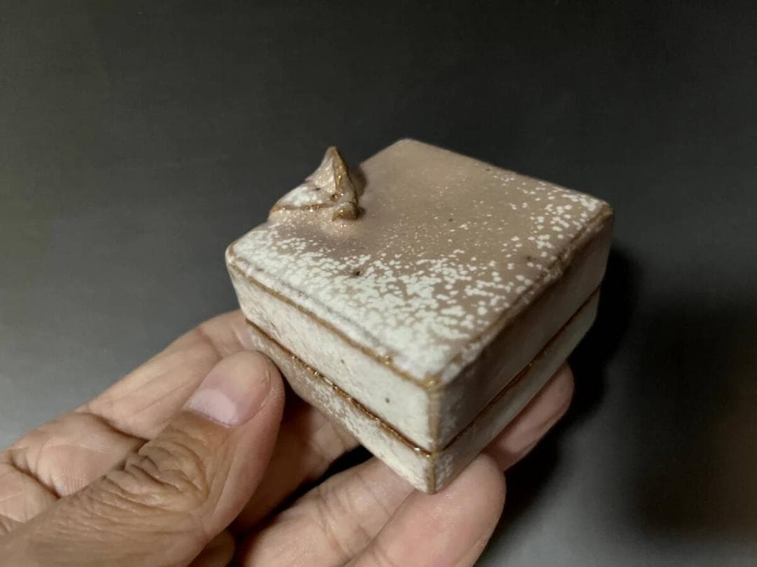 香合■波多野善蔵 指月窯 萩焼窯 扇芝庵 四角 葉 共箱 時代物 骨董品■