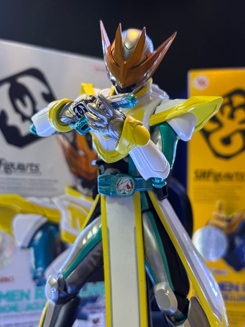 【セット売り】s.h.figuarts仮面ライダーライブ&ジャンヌ セット