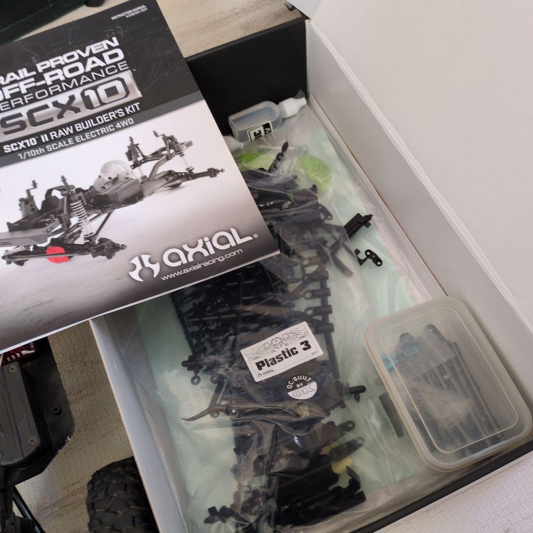 クローラー　Axial SCX10ⅱ ビルダーズキット[チェロキーボディ付]
