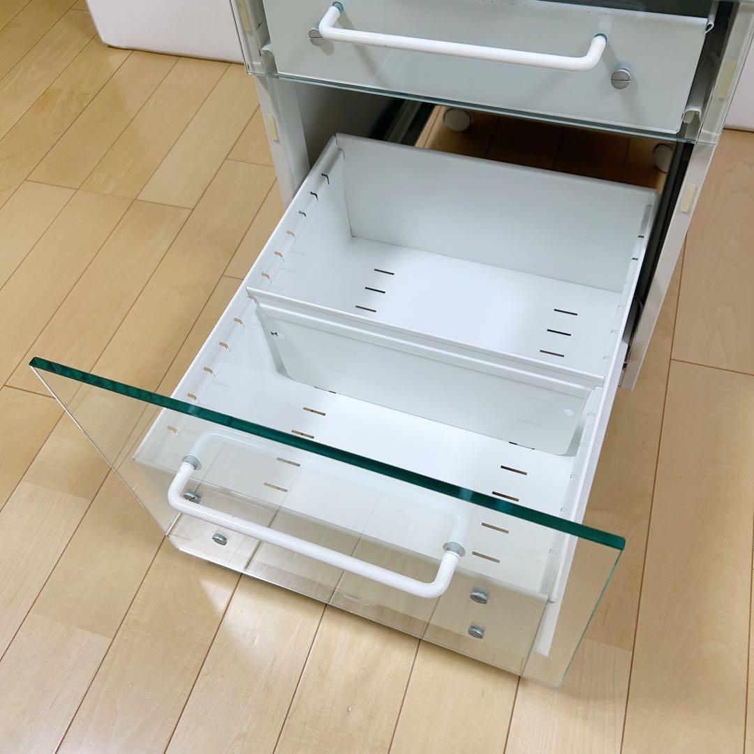 東馬　TOHMA ガラスワゴン　キャビネット　強化ガラス　希少　ホワイト