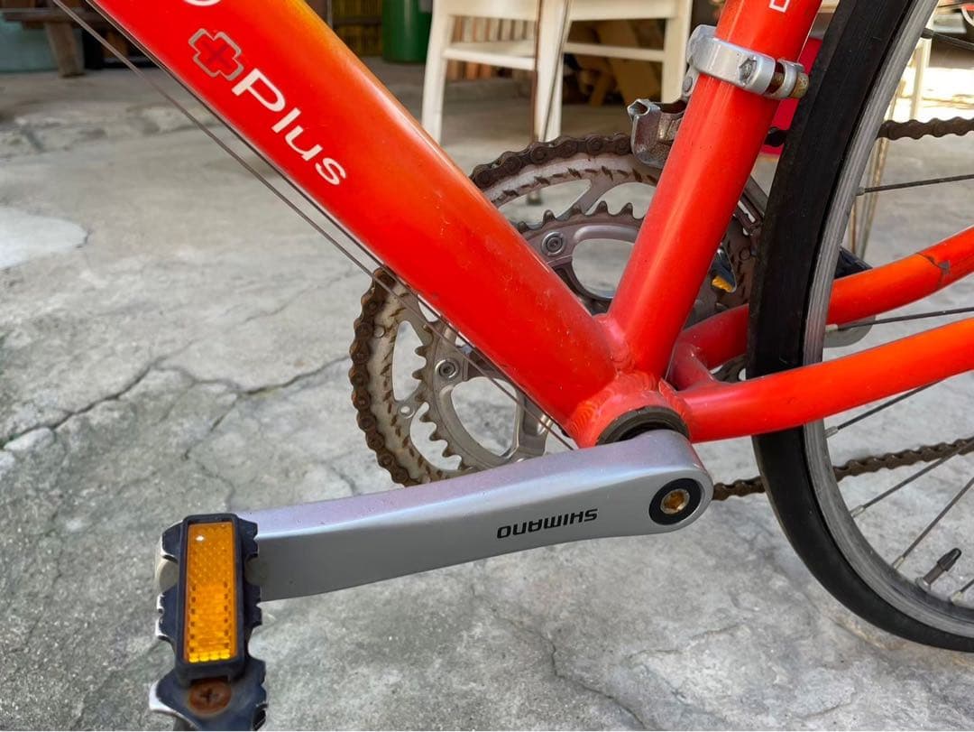 ロードバイク UNO TRINITY Plus SHIMANO シマノ製部品