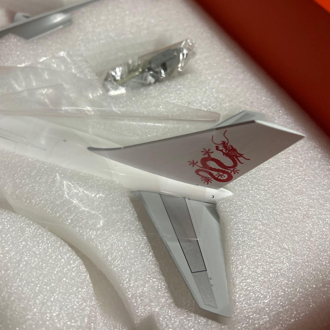 Jcwings ドラゴンエア ボーイング747-200F 1/200スケール