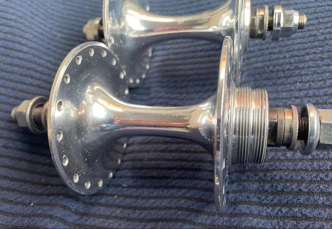 NJS YOSHIGAI GRANCOMPE ハブ　120mm 競輪　ピスト