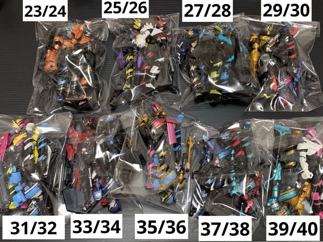 仮面ライダービルド 創動 40体+αセット(組立済現状品)2017〜18年当時品