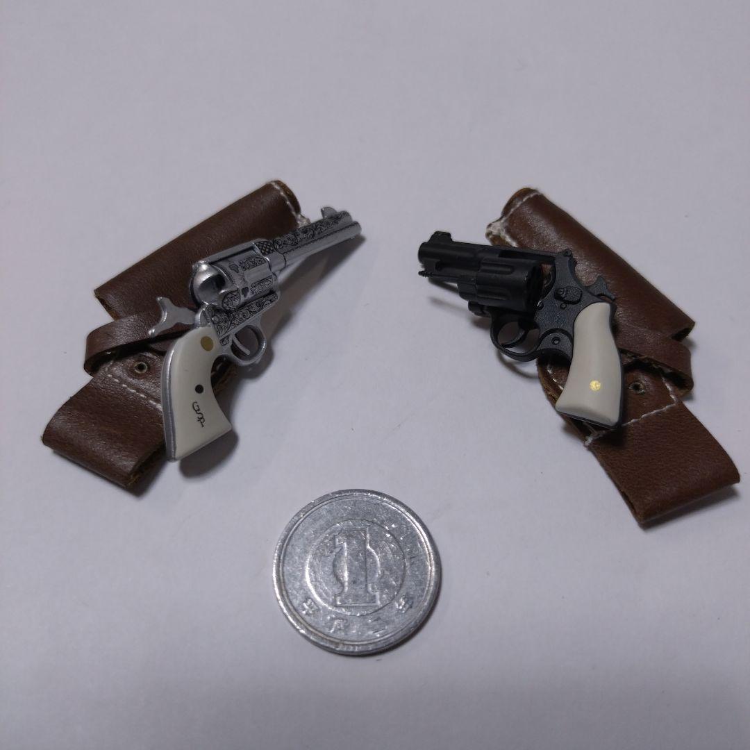 1/6DID・DAMTOYSパットン将軍エングローブ入コルトSAA&M27