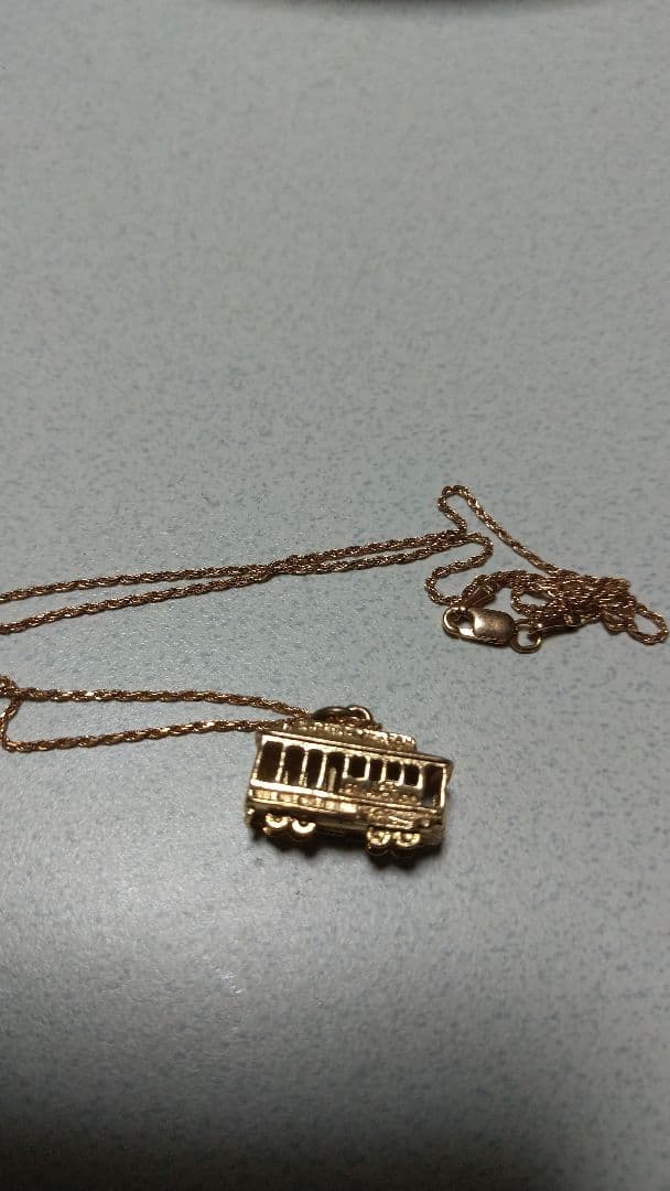 k14立体型サンフランシスコ・ケーブルカーネックレス