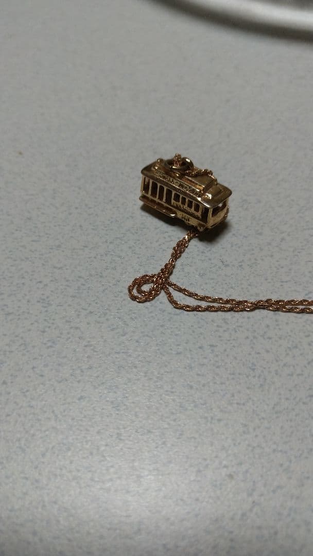 k14立体型サンフランシスコ・ケーブルカーネックレス