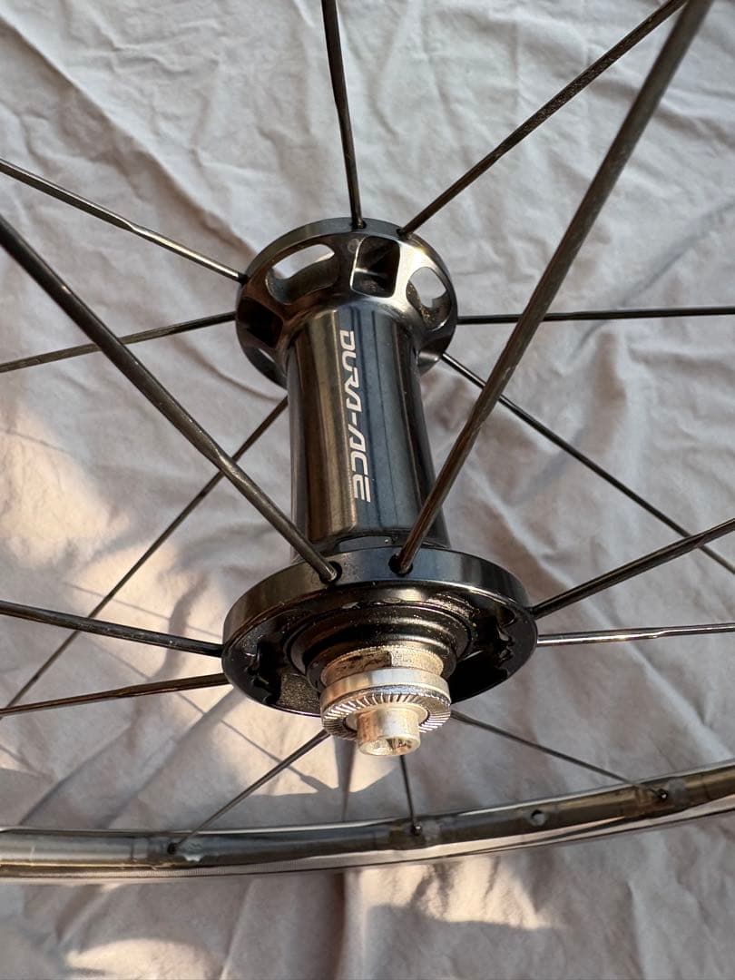 DURA-ACE WH-9000 C24クリンチャーホイール超軽量！ヒルクラに！