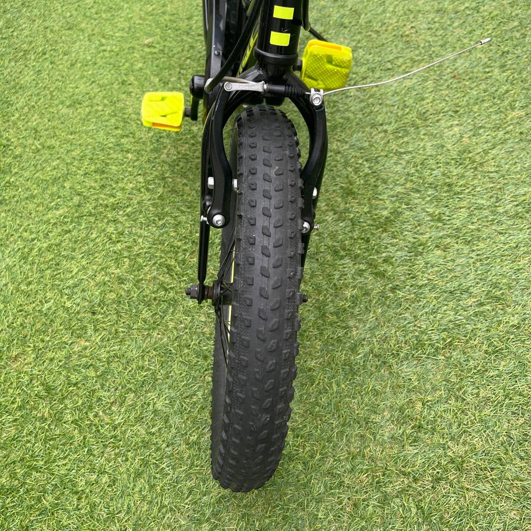 Trek 16インチ 子供用自転車 補助輪付き