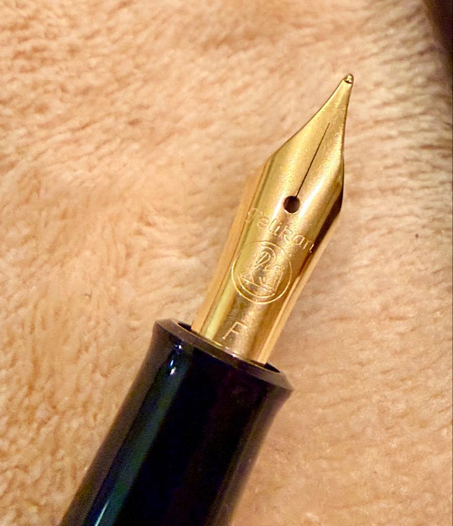 Pelikan ペリカン 万年筆M200 F細字 マーブルグリーンとインクセット