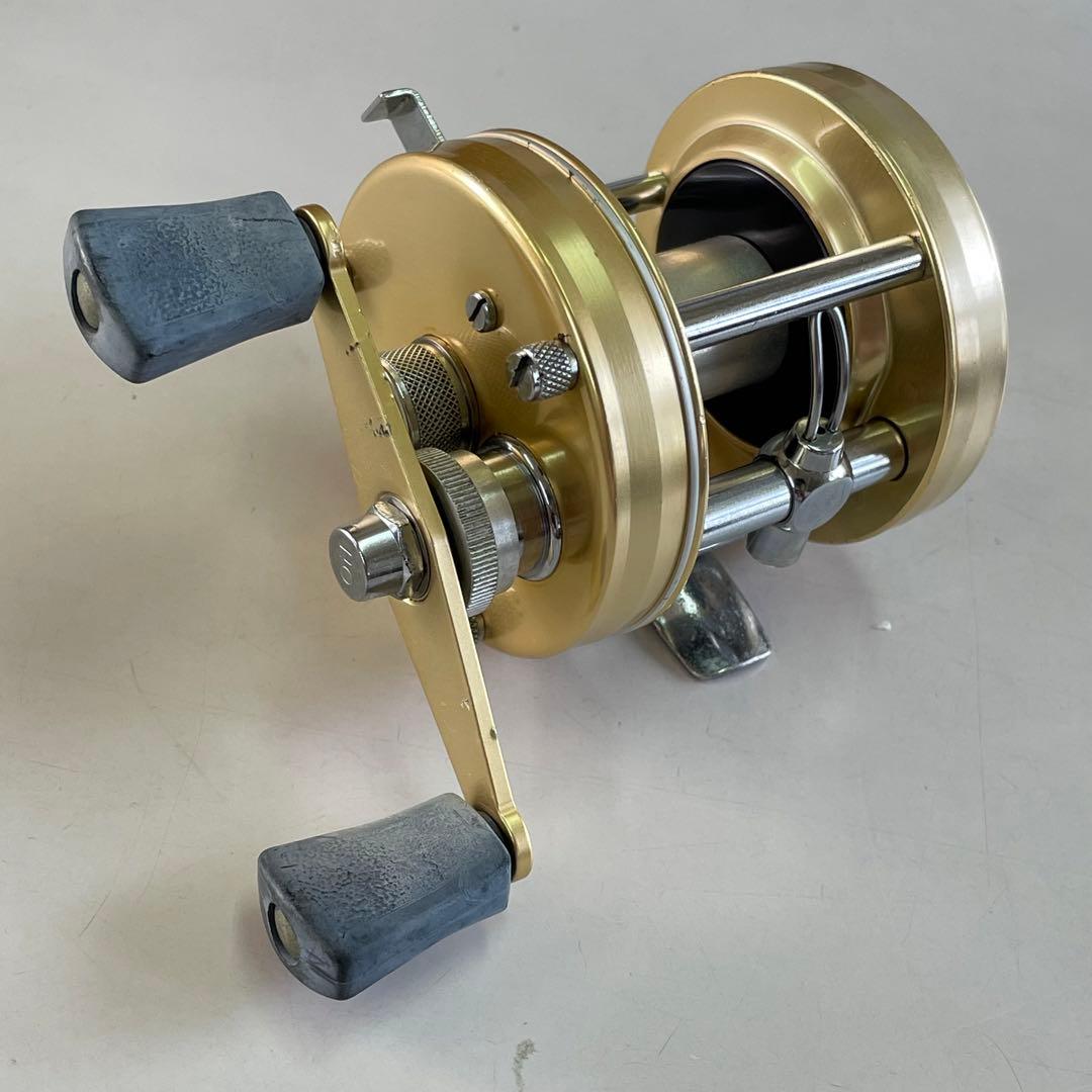 74年 ABU AMBASSADEUR 5000D シャンパン #741100