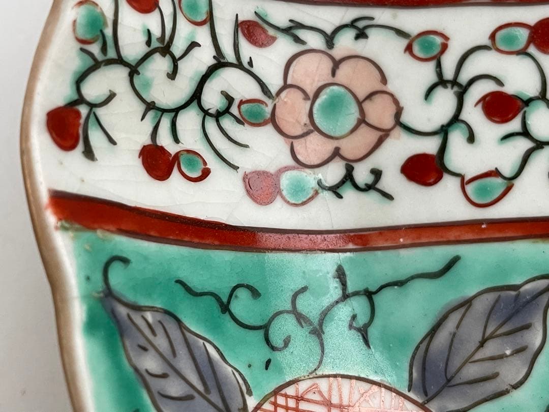 骨董　アンティーク　古伊万里　色絵　花唐草文様　膾皿　なます皿　2枚