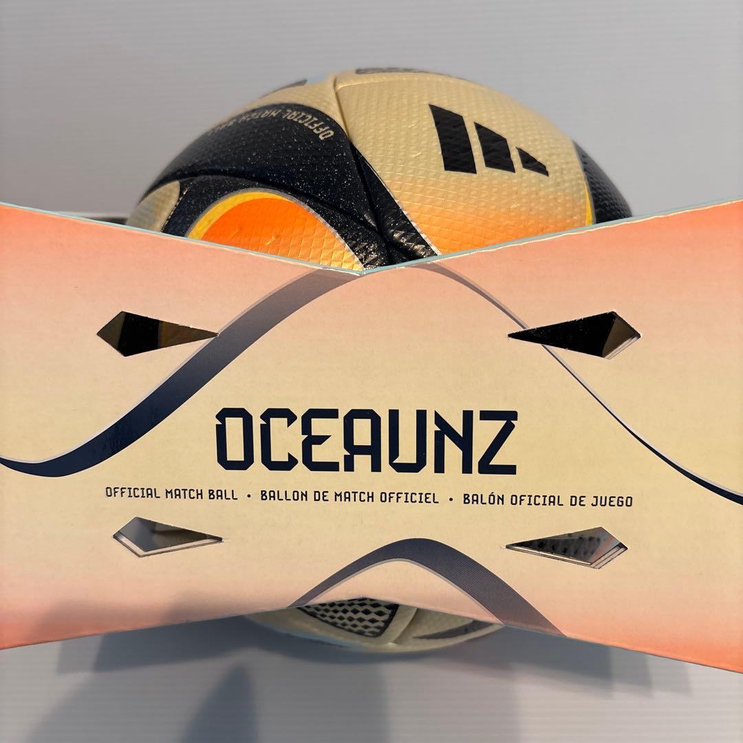 定価19800円　アディダス　サッカーボール　ファイナルオーシャンズプロ　新品