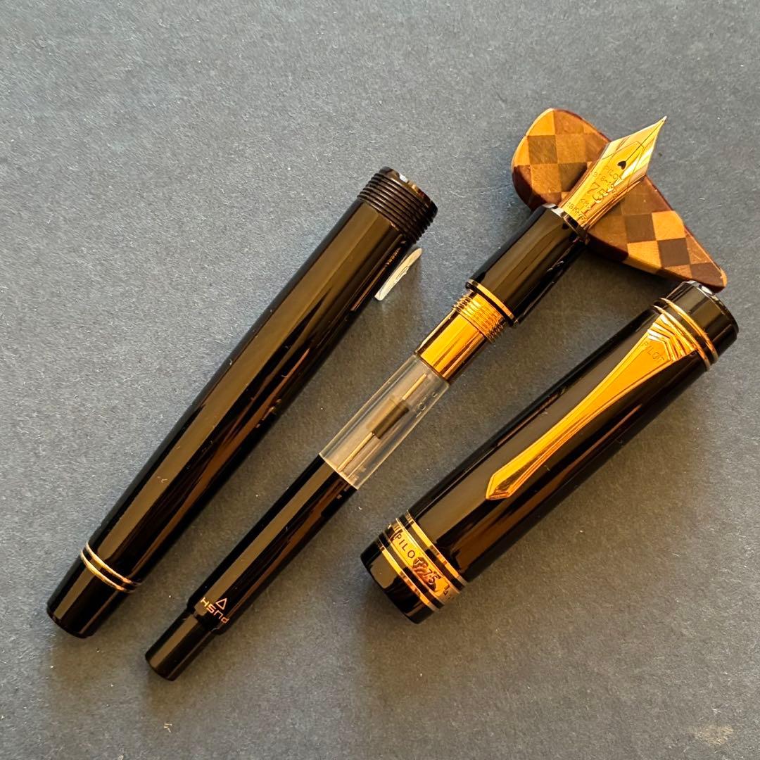 パイロット　75周年記念万年筆　箱付き　完品