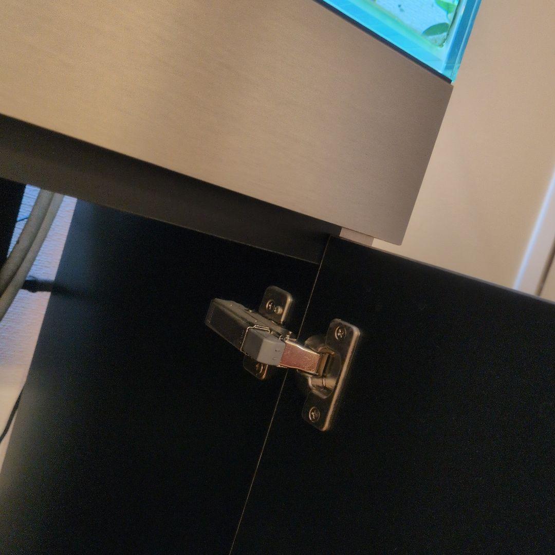 ステンレスメラミンヘアーライン仕様水槽台