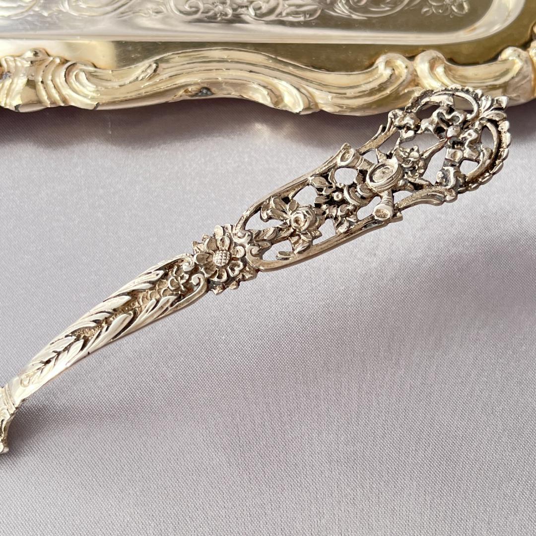 【ドイツ】天童と薔薇のケーキサーバー【純銀】ローズとチュラブ 　21cm