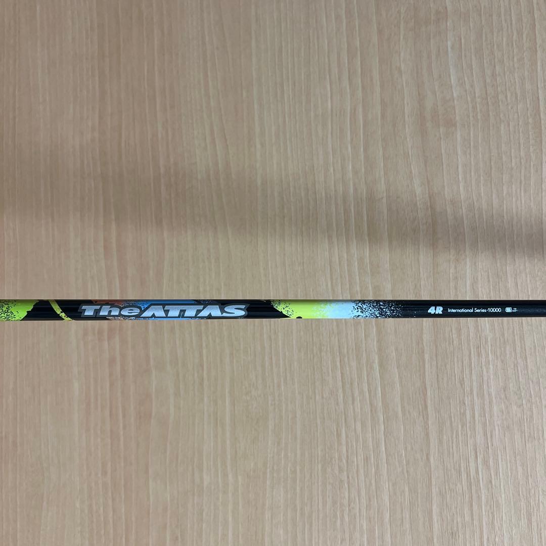 The ATTAS シャフト 4R フレックス　テイラーメイドスリーブ