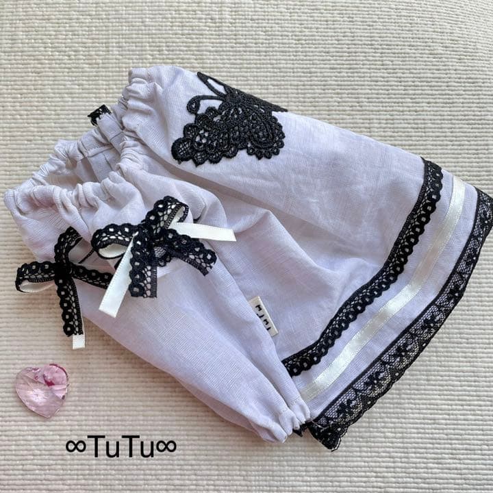 アイリッシュリネンの黒ちょうちょ　ハンドメイド犬服