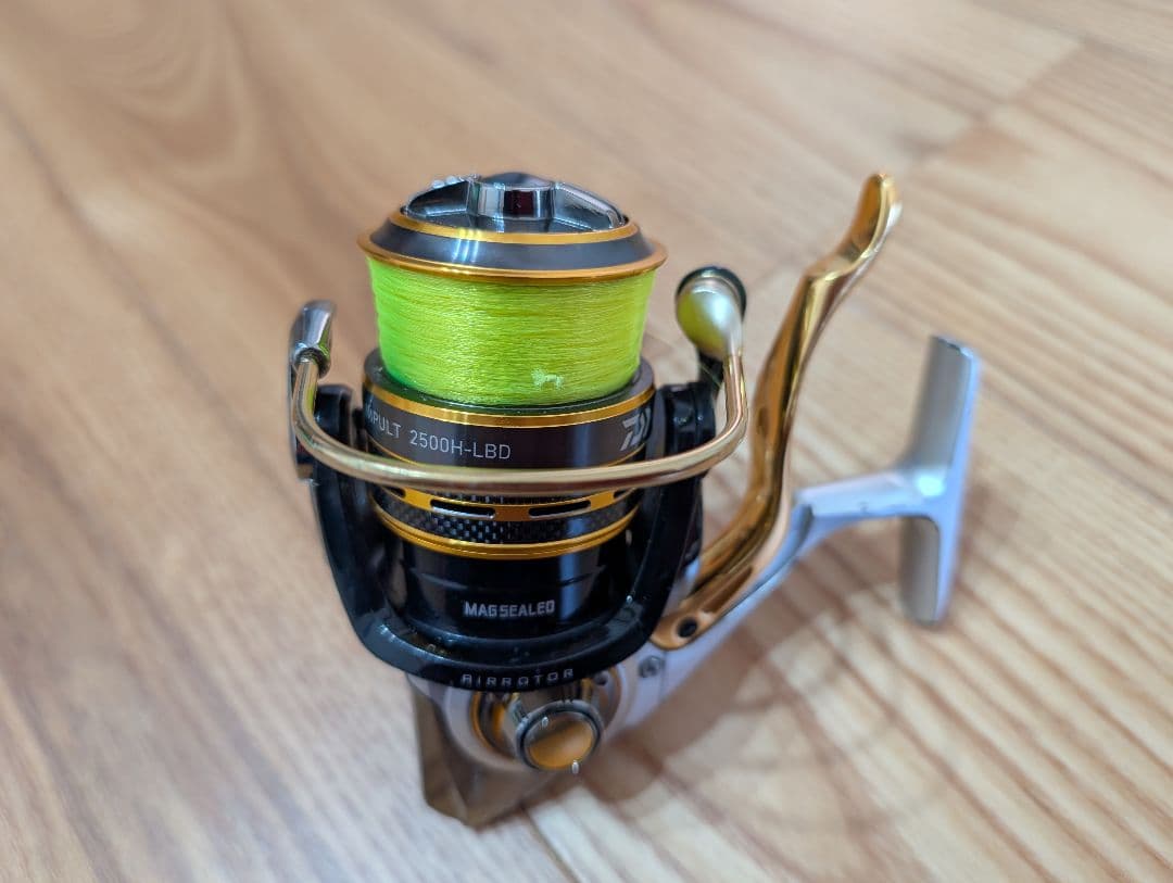 DAIWA　14インパルト　2500H-LBDレバーブレーキリール