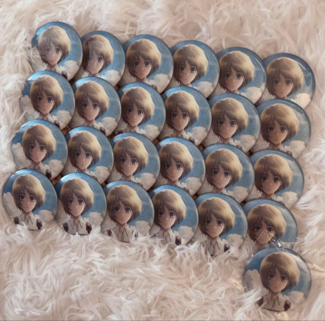 アルミン ラメキラ缶バッジ