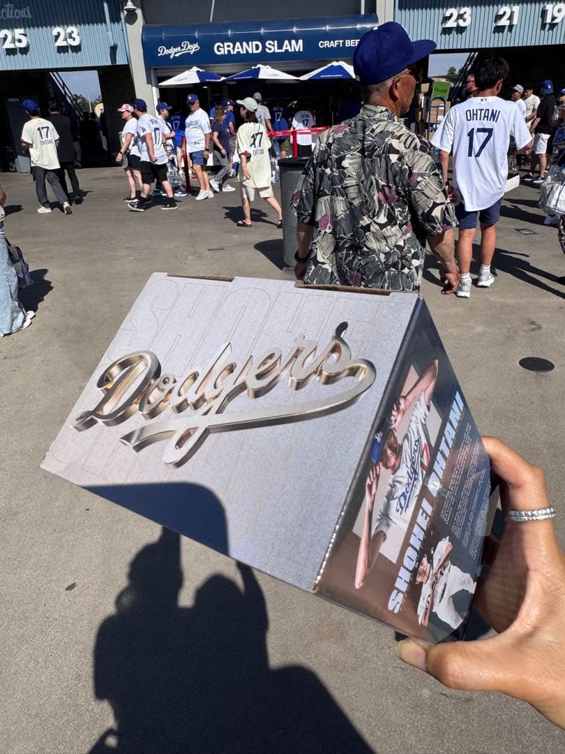 大谷翔平　ボブルヘッド　50/50 ホームラン　来場者限定　冊子付き