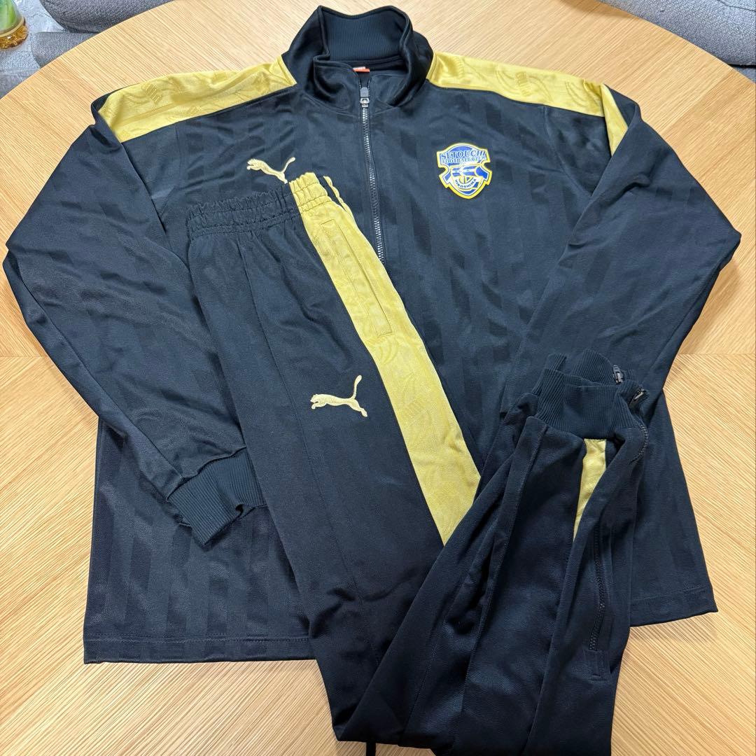 瀬戸内高校サッカー部黒金ジャージ　セットアップ